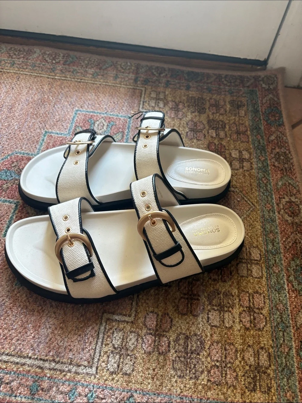 Kohl's Cream and Black Double-Buckle Canvas Slide Sandals